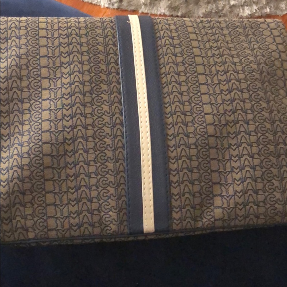 Hand bag - Picture 3 of 3